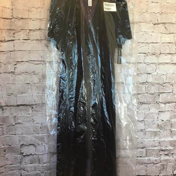 Gorgeous Donna Morgan Plumb Velvet Dress, 8 - Picture 10 of 12